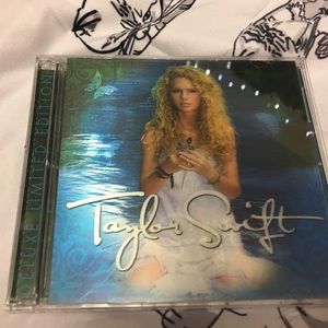 Deluxe Limited Edition Taylor Swift Self Titled